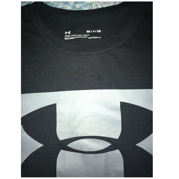 Under Armour Shirt - Picture 2 of 3